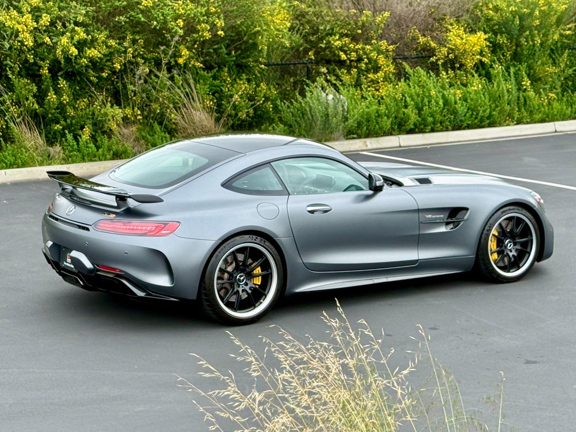 Used 2018 Mercedes-Benz AMG GT R image 11