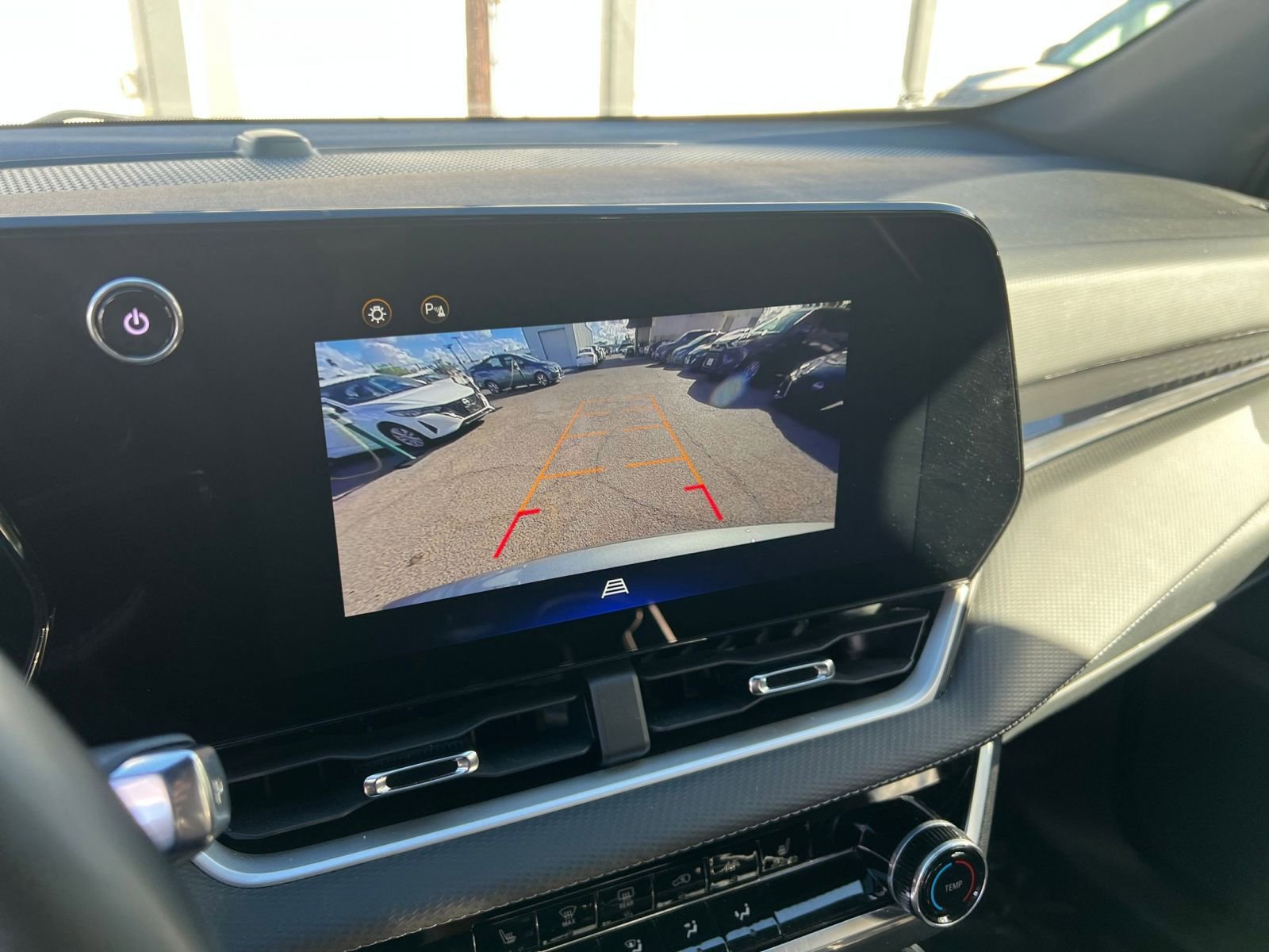 Used 2025 Chevrolet Equinox LT image 24