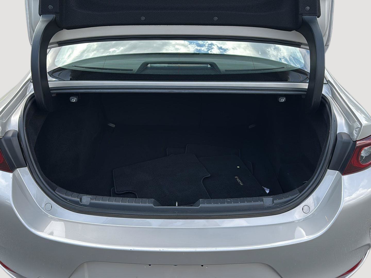 Used 2025 MAZDA MAZDA3 s FWD image 14