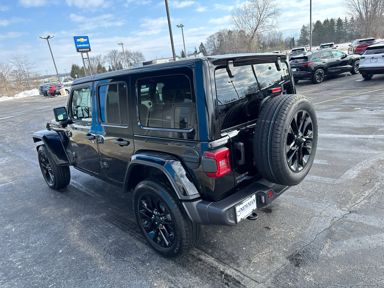 Used 2025 Jeep Wrangler Sahara w/ Safety Group image 6