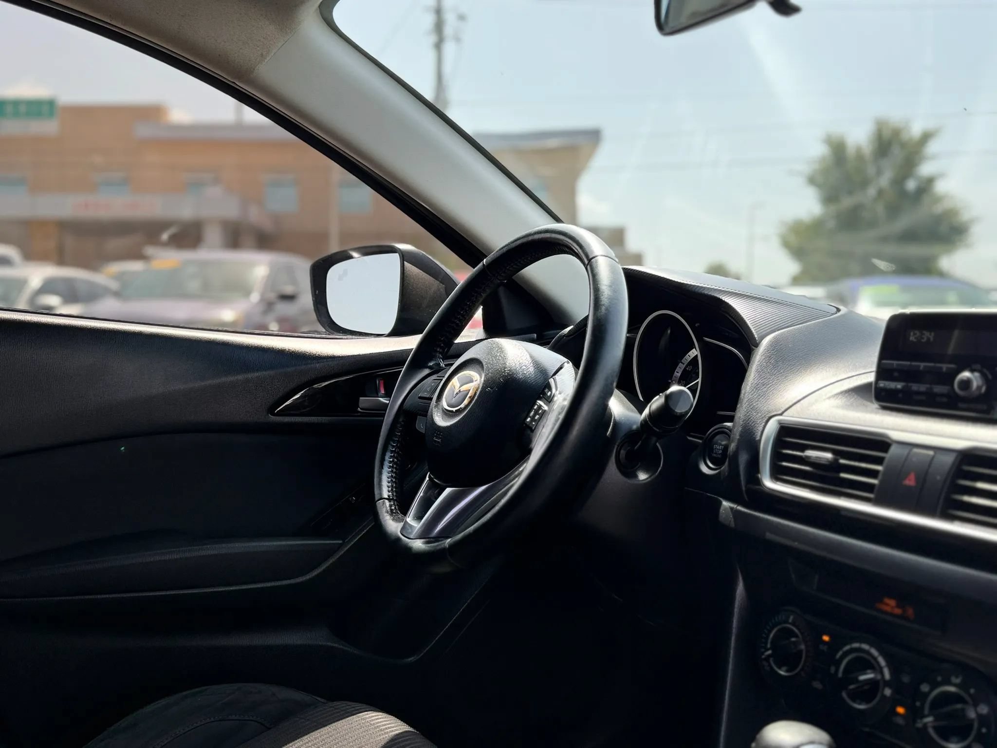Used 2014 MAZDA MAZDA3 i Touring FWD image 22