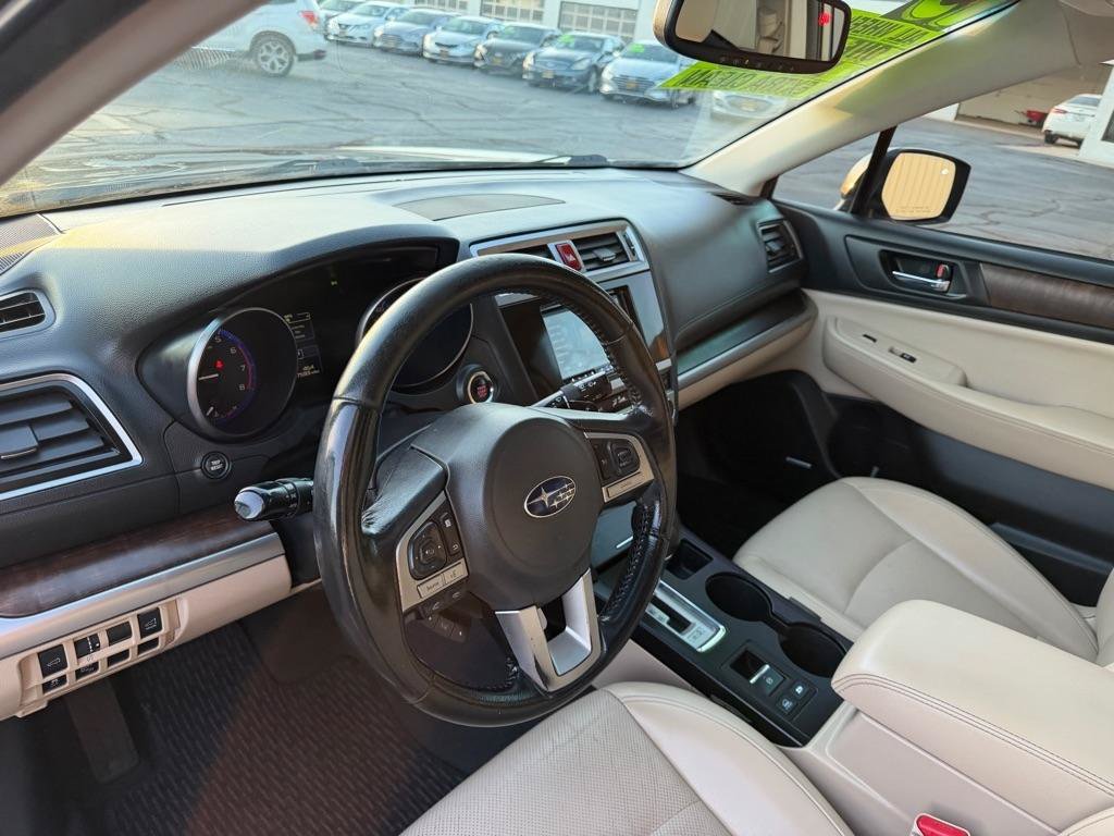Used 2015 Subaru Outback 2.5i Limited AWD/4WD image 29