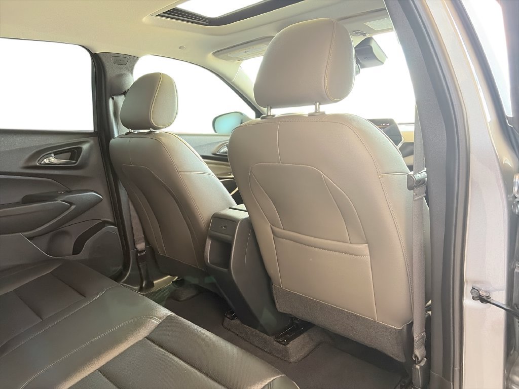 Certified 2025 Chevrolet Trax ACTIV w/ Sunroof Package FWD image 28