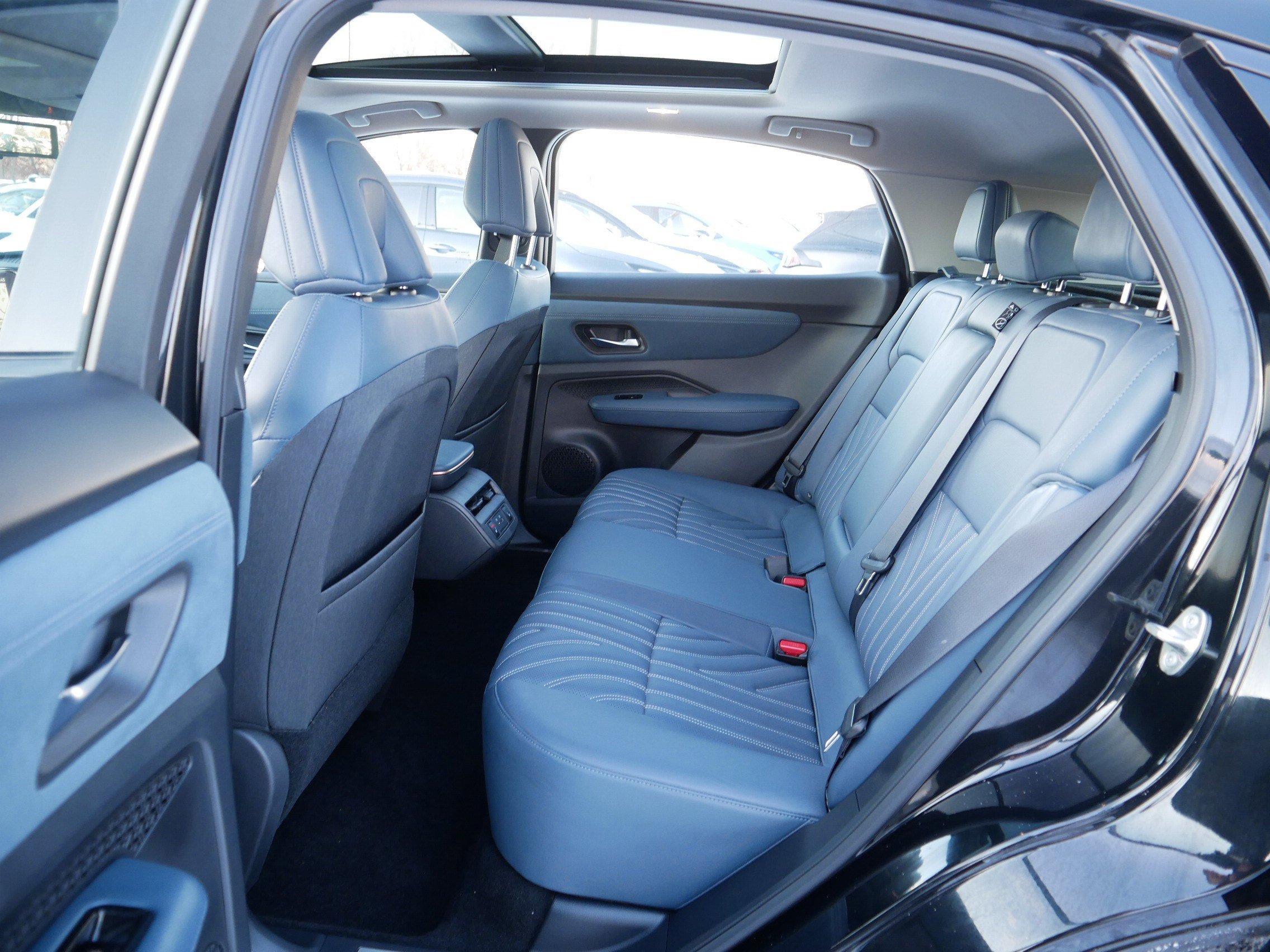 Certified 2023 Nissan Ariya image 35