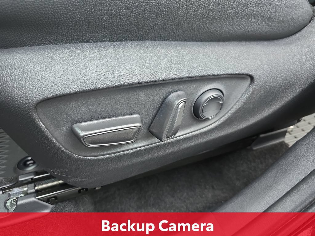 Certified 2025 Toyota Grand Highlander AWD image 33