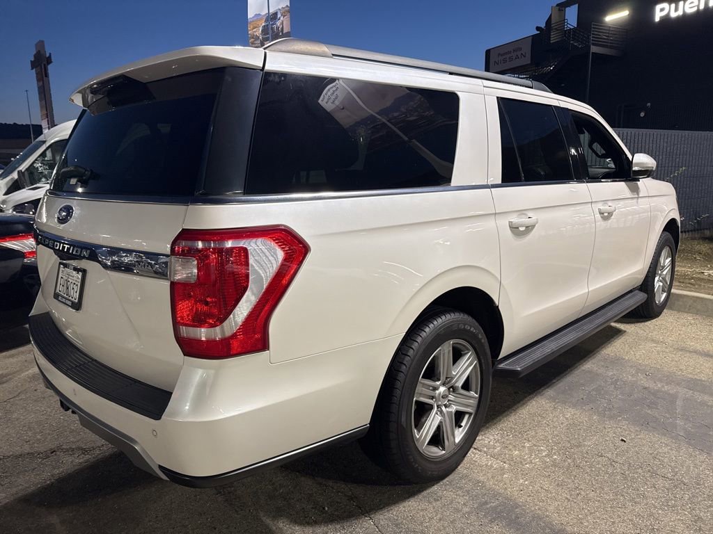 Used 2018 Ford Expedition Max XLT w/ Equipment Group 201A RWD image 4