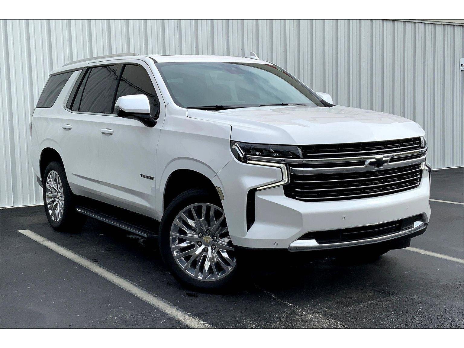 Used 2024 Chevrolet Tahoe LT w/ LT Signature Package image 2