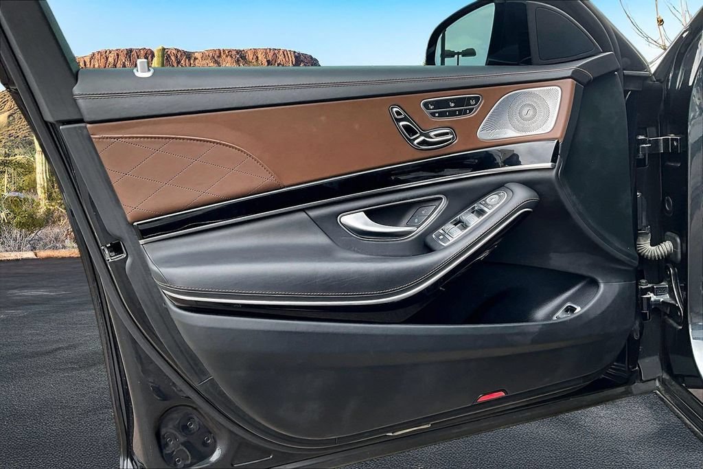 Used 2016 Mercedes-Benz S 600 image 22