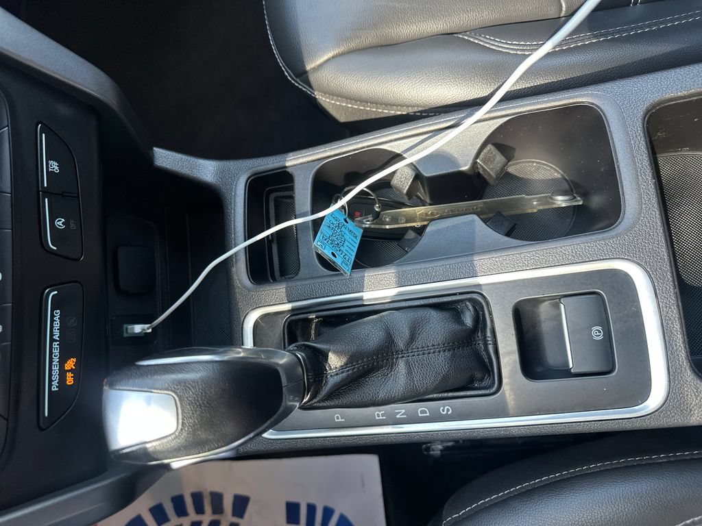 Used 2019 Ford Escape SEL AWD/4WD image 17