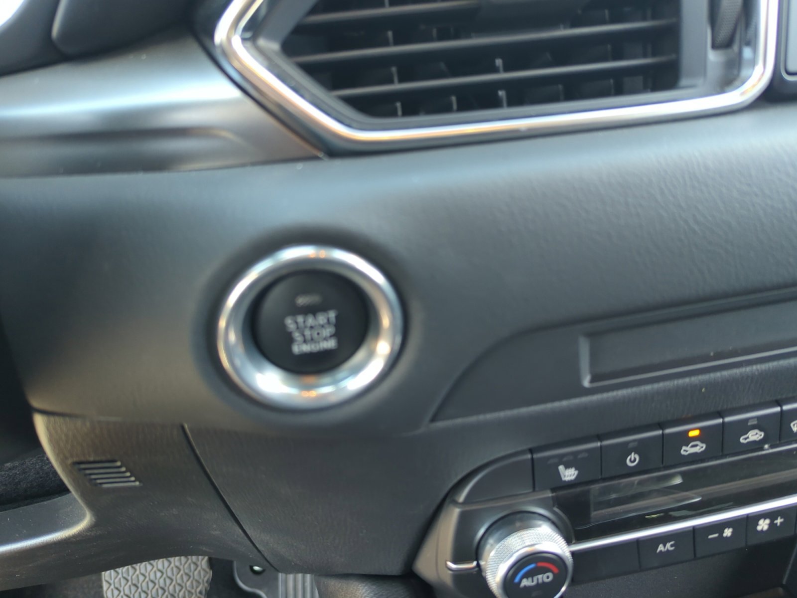 Used 2025 MAZDA CX-5 AWD 2.5 S w/ Preferred Package image 28