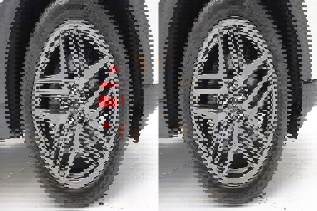 Used 2025 Ford Explorer ST-Line w/ ST-Line Street Pack AWD/4WD image 10