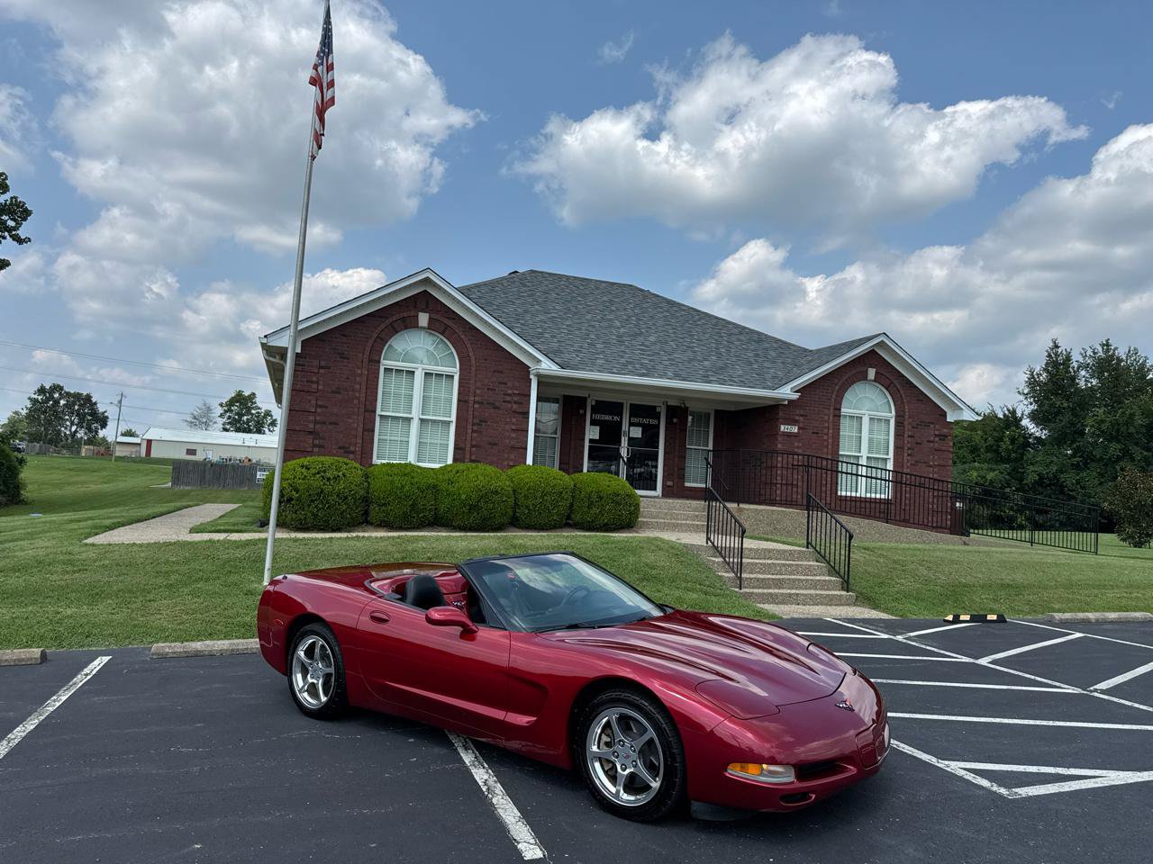 Used 2004 Chevrolet Corvette Convertible w/ Preferred Equipment Group RWD image 12