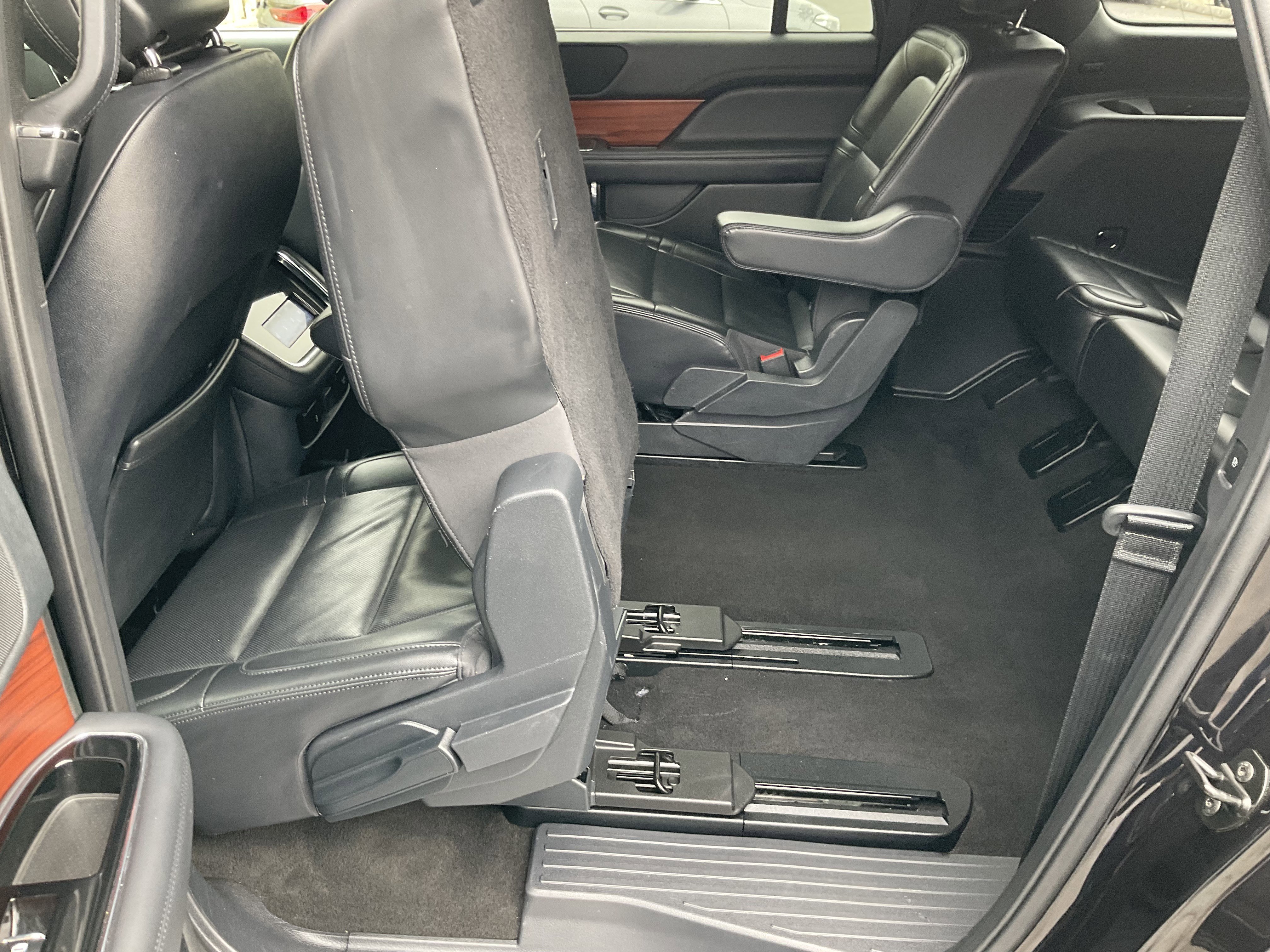Used 2024 Lincoln Navigator L 4WD image 42