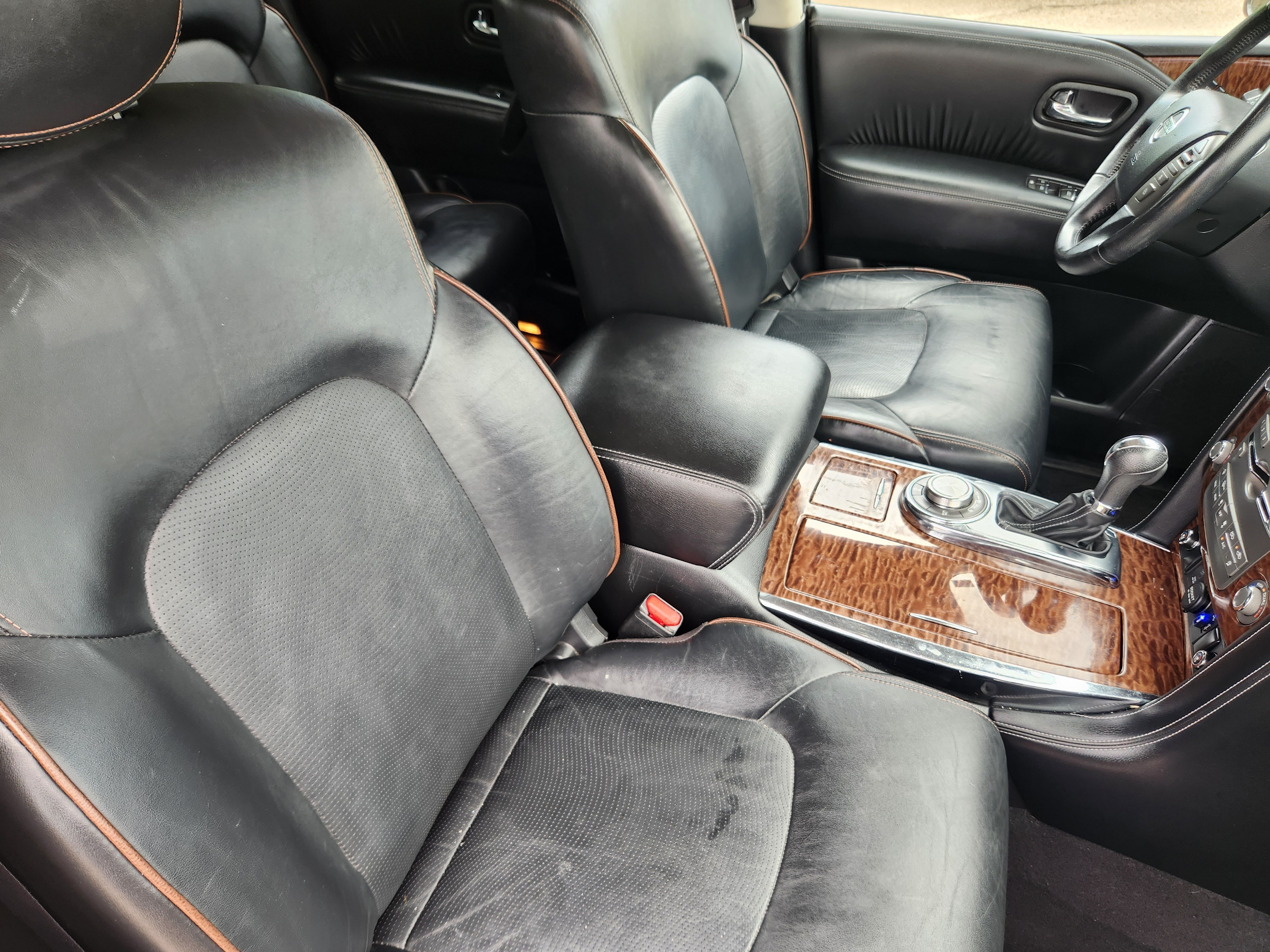 Used 2019 Nissan Armada Platinum w/ Captain's Chairs Package AWD/4WD image 10