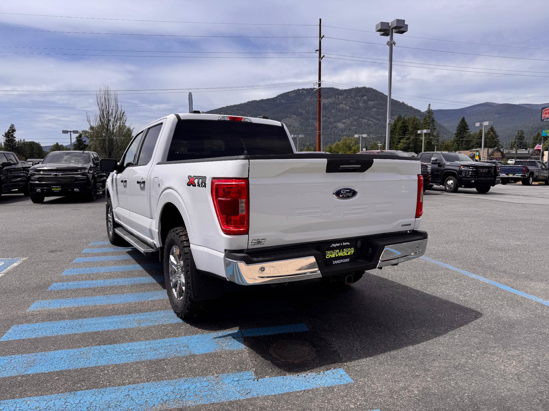 Used 2023 Ford F150 XLT w/ Equipment Group 301A Mid AWD/4WD image 5