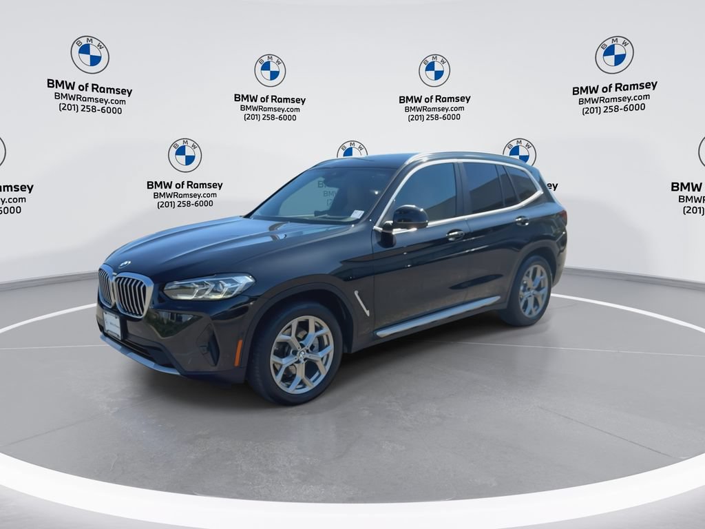 Used 2024 BMW X3 xDrive30i w/ Premium Package AWD/4WD image 4