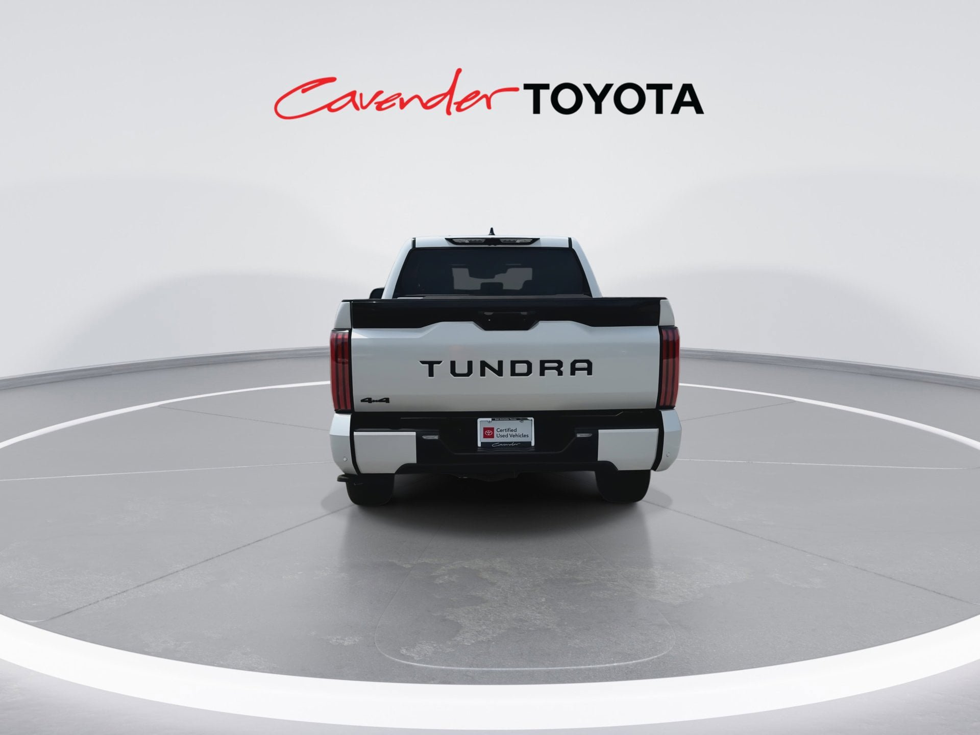 Used 2025 Toyota Tundra Platinum w/ TRD Off-Road Package AWD/4WD image 7