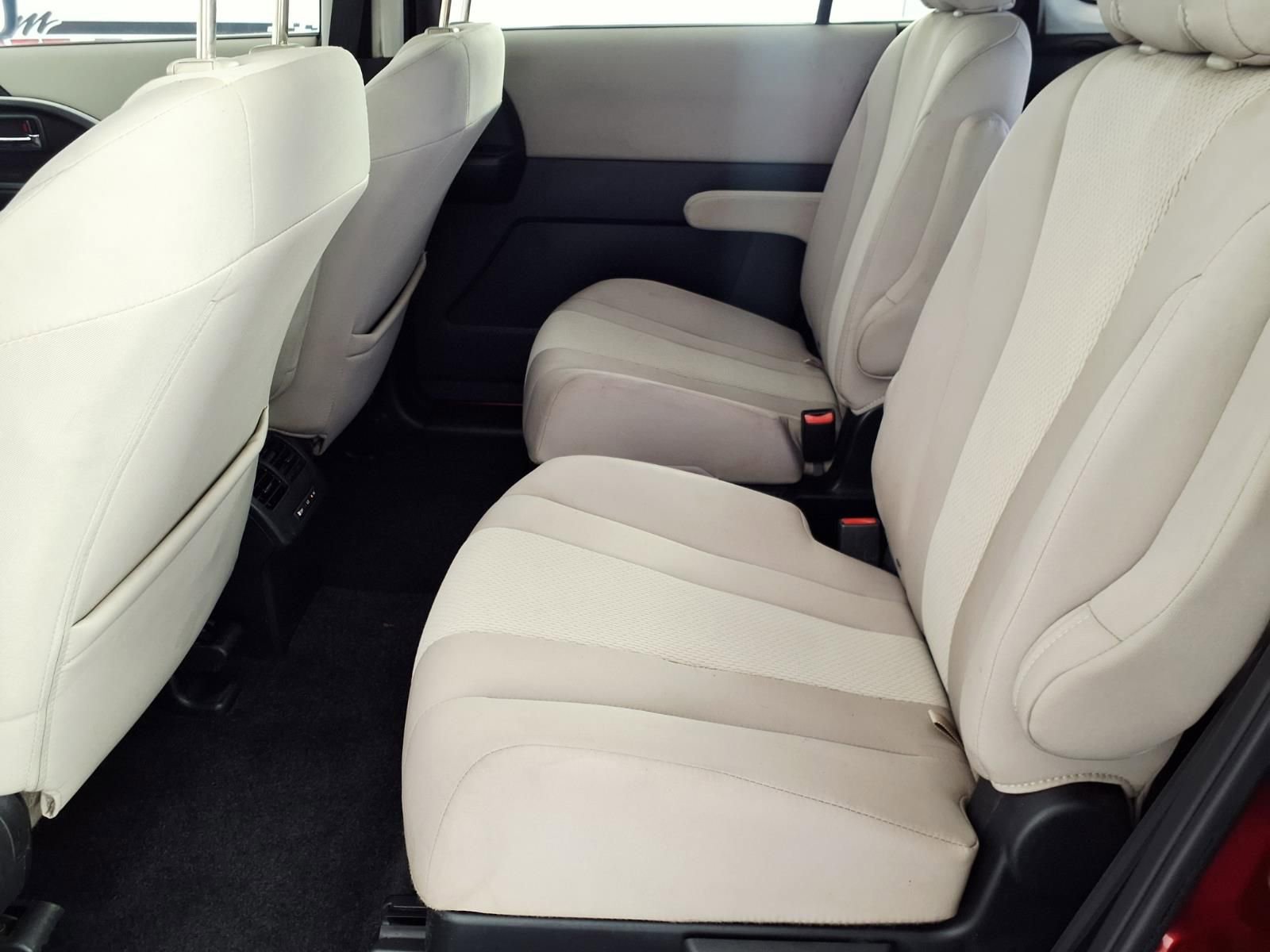 Used 2015 MAZDA MAZDA5 Touring FWD image 9