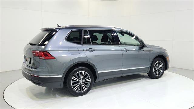Used 2024 Volkswagen Tiguan Wolfsburg Edition image 8