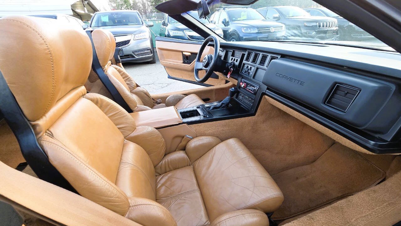 Used 1989 Chevrolet Corvette Convertible RWD image 40