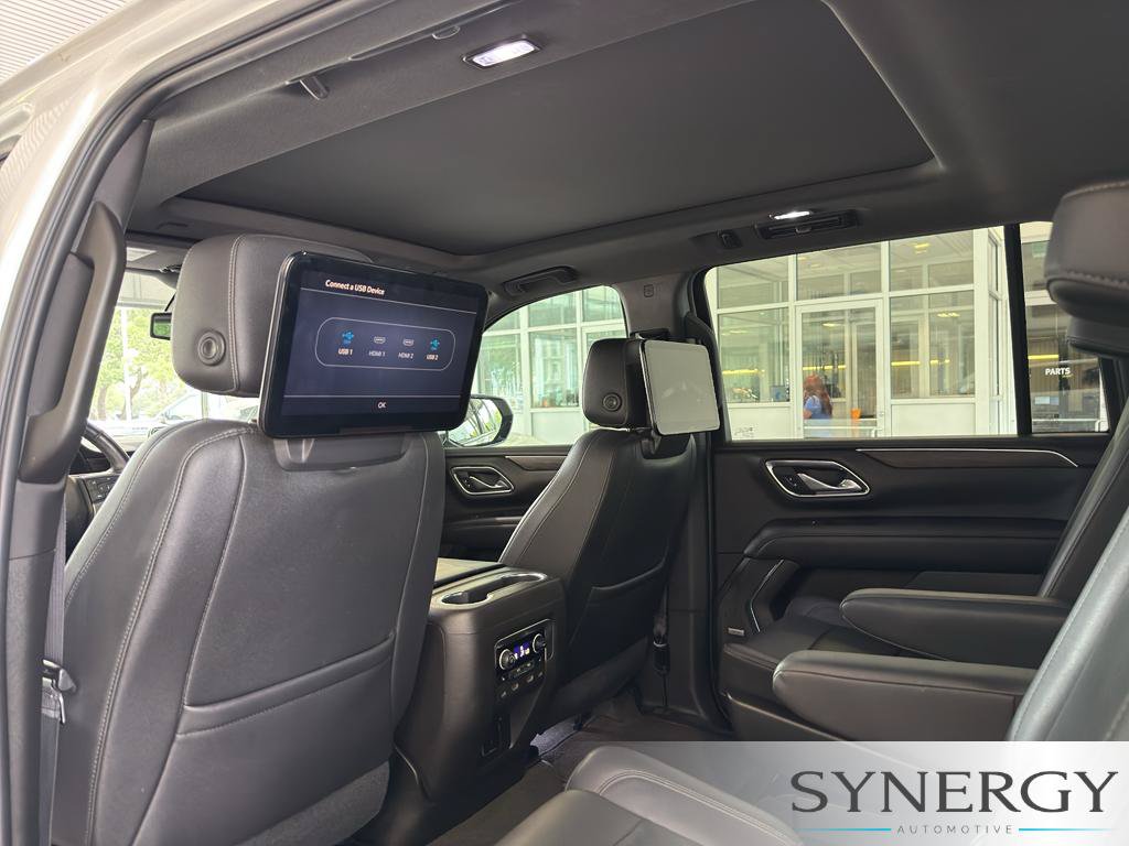 Used 2021 Chevrolet Suburban Z71 w/ Luxury Package AWD/4WD image 25