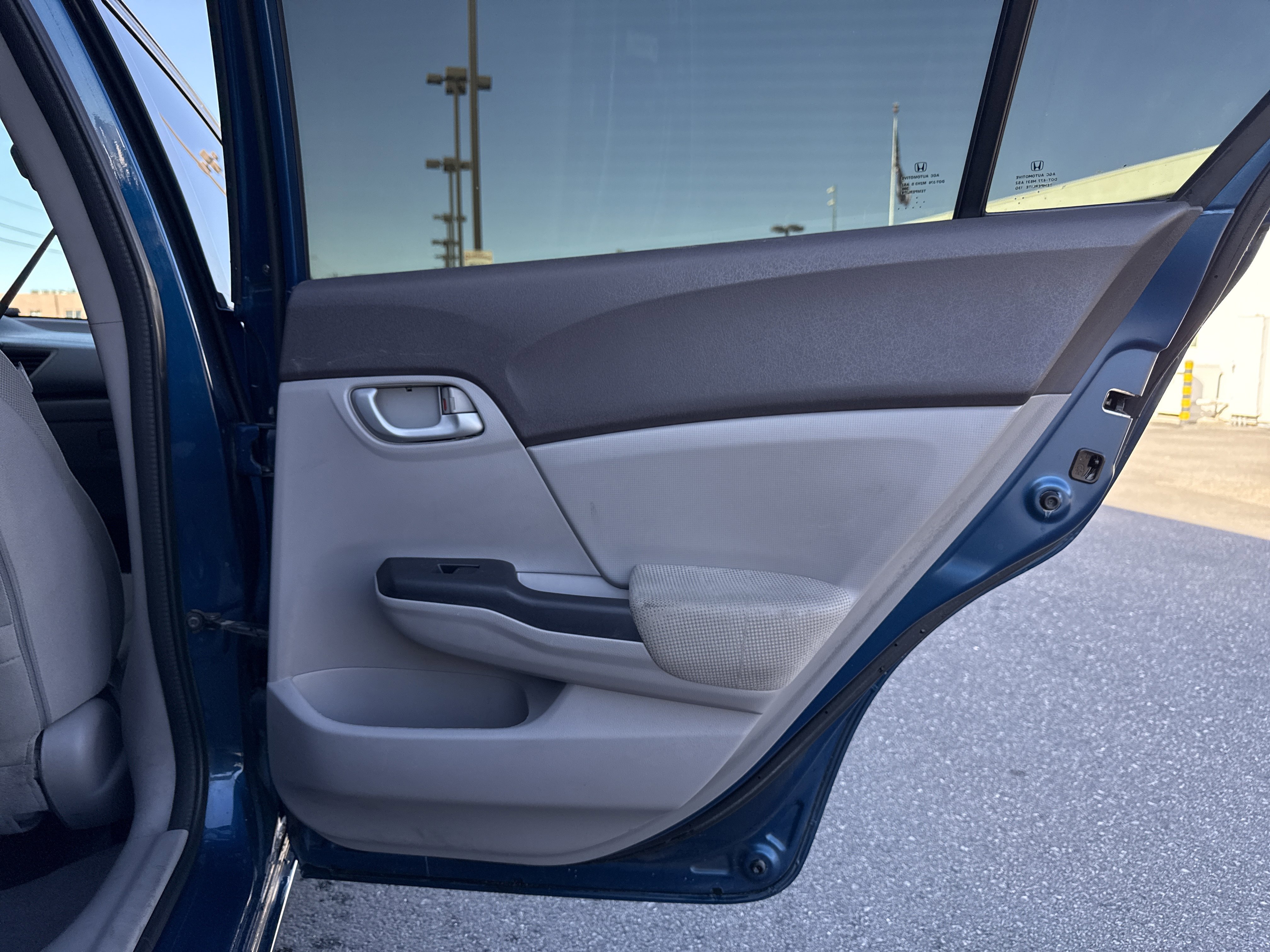 Used 2012 Honda Civic LX image 28