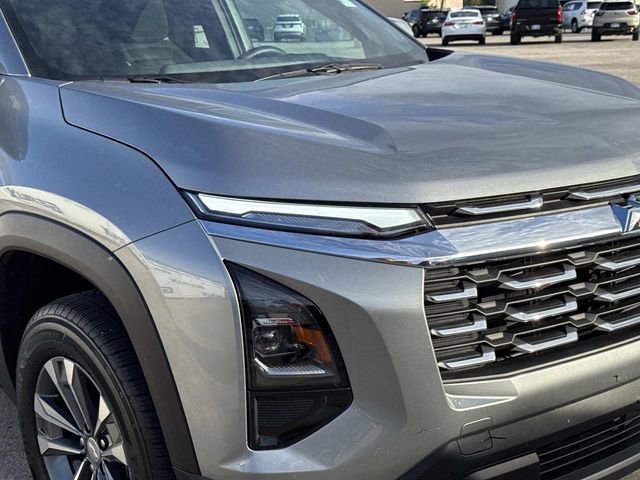 Used 2026 Chevrolet Equinox LT FWD image 5