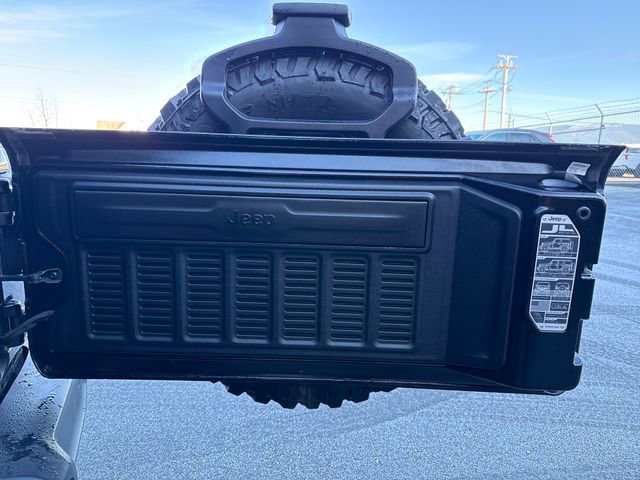 Used 2020 Jeep Wrangler Unlimited Sport image 17