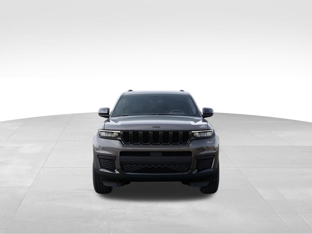 Used 2025 Jeep Grand Cherokee L Altitude AWD/4WD image 7