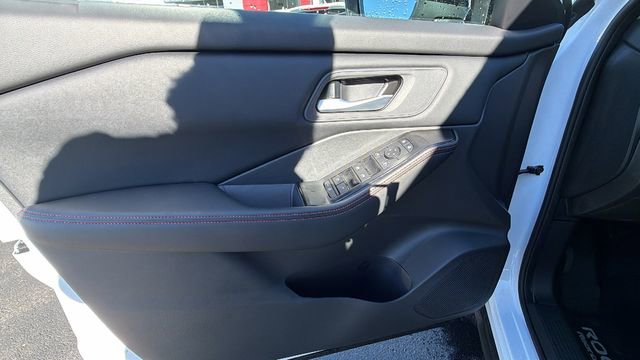 New 2026 Nissan Rogue SV image 20