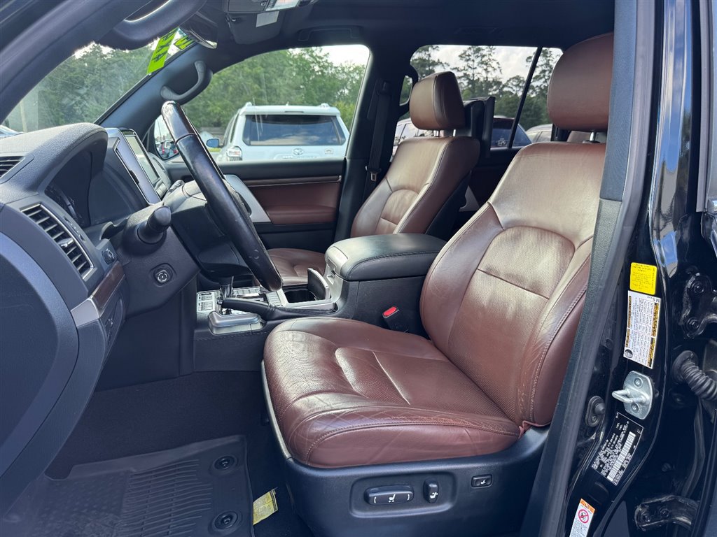 Used 2019 Toyota Land Cruiser AWD/4WD image 18