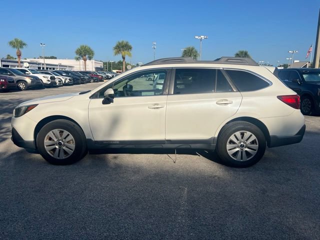 Used 2019 Subaru Outback 2.5i Premium AWD/4WD image 2