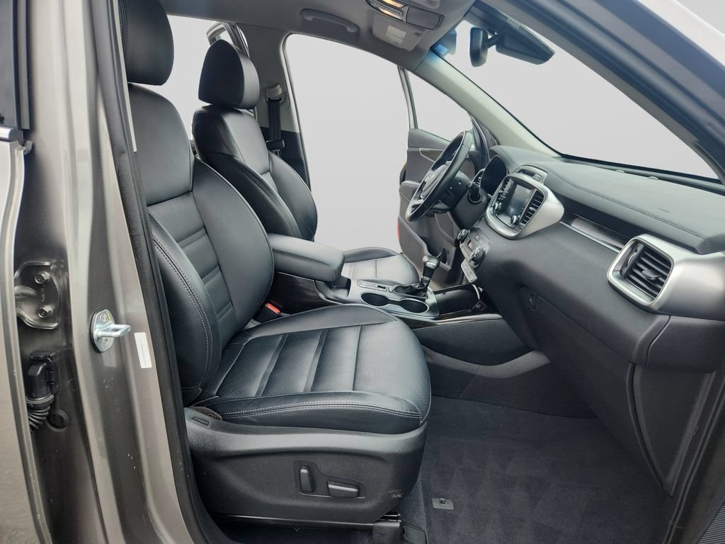 Used 2019 Kia Sorento EX AWD/4WD image 17