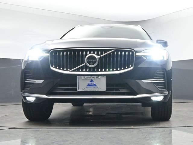 Used 2023 Volvo XC60 B5 Plus w/ Climate Package image 37
