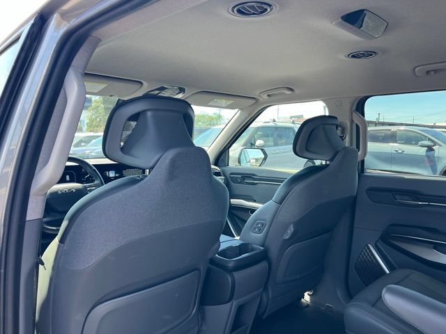 Certified 2024 Kia EV9 Light Long Range RWD image 9
