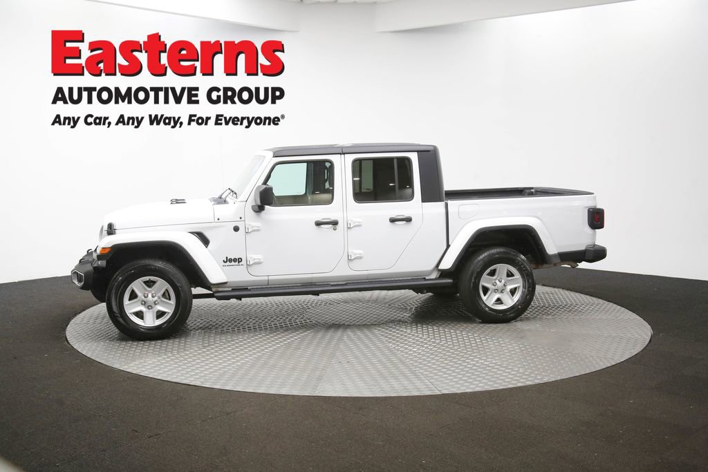 Used 2023 Jeep Gladiator Sport image 59