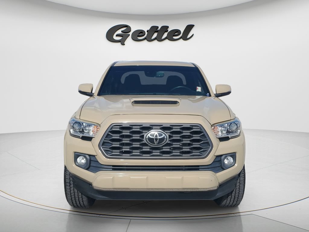Certified 2020 Toyota Tacoma TRD Sport AWD/4WD image 2