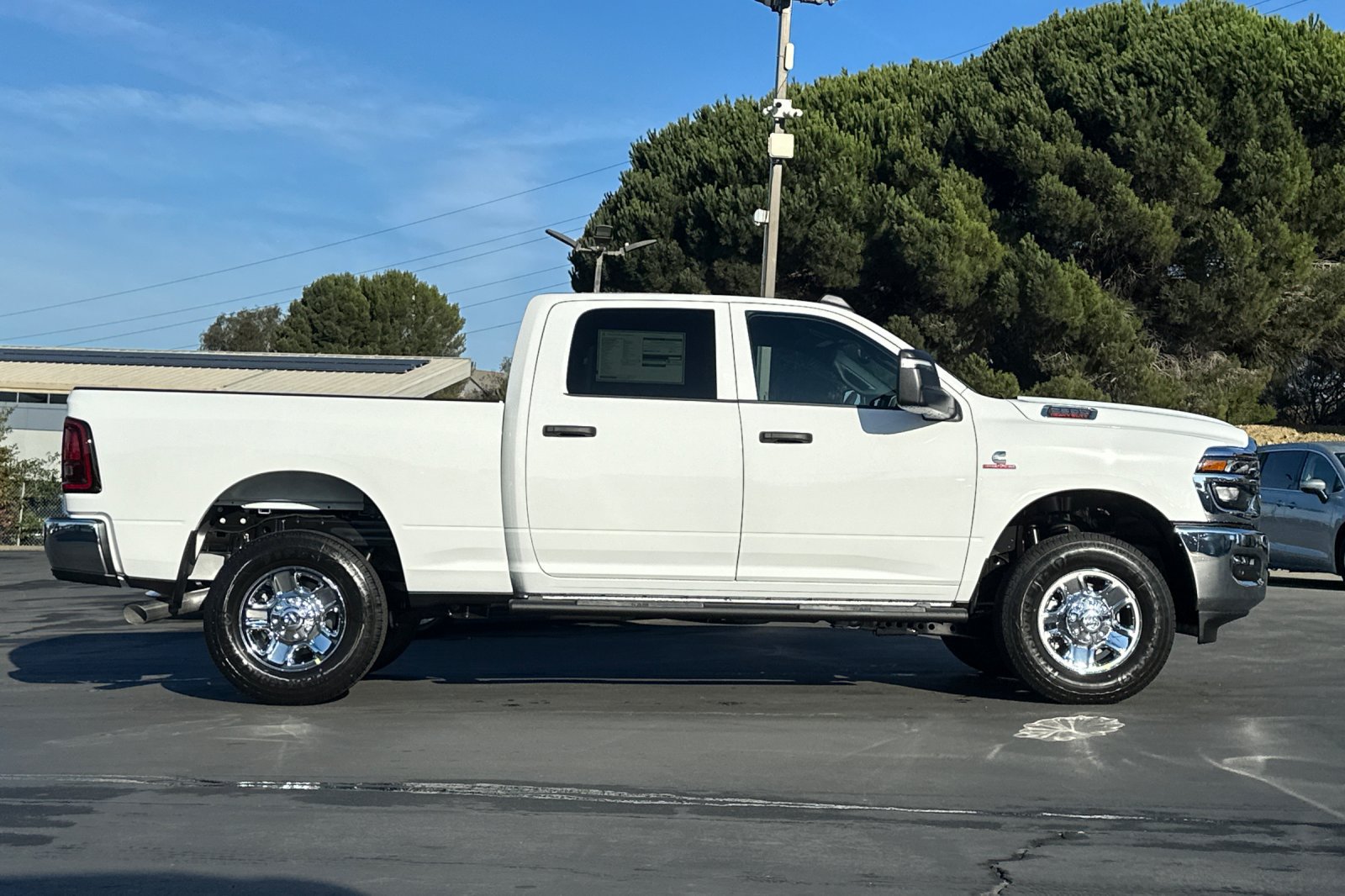 New 2027 RAM 2500 Tradesman AWD/4WD image 3