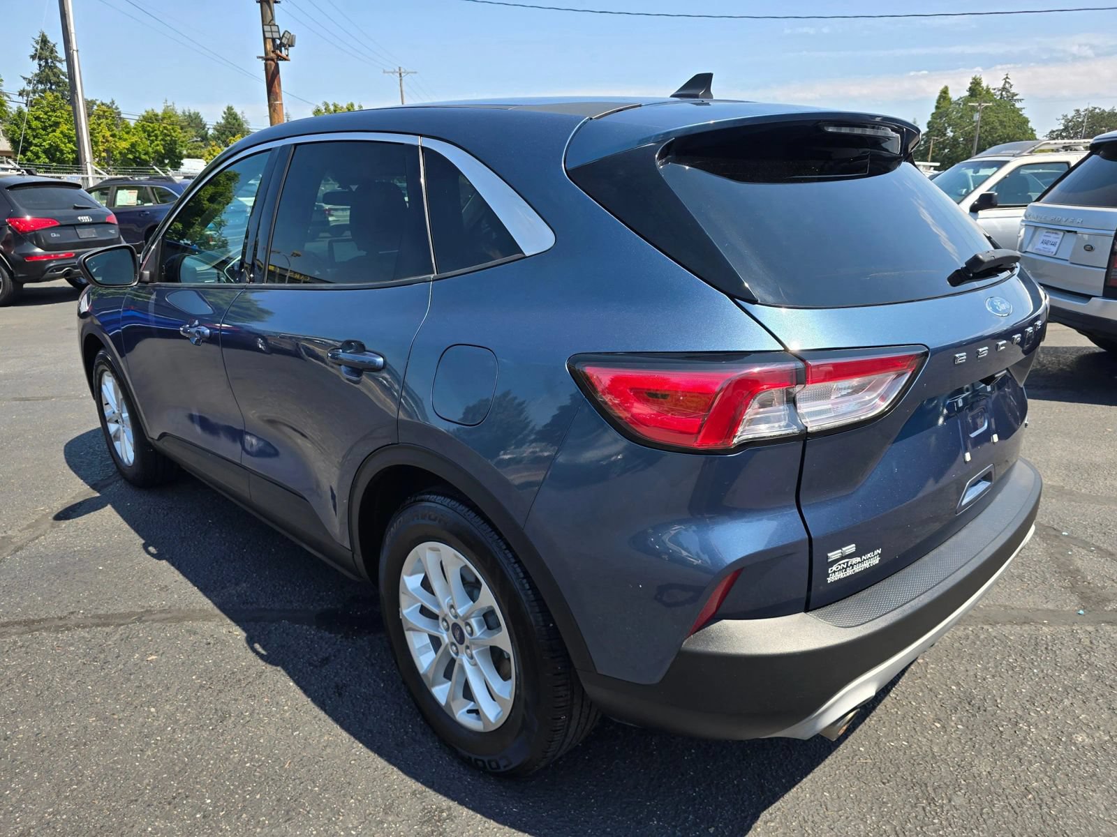 Used 2020 Ford Escape SE FWD image 4