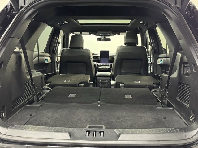 Used 2021 Ford Explorer ST w/ ST Street Pack image 35