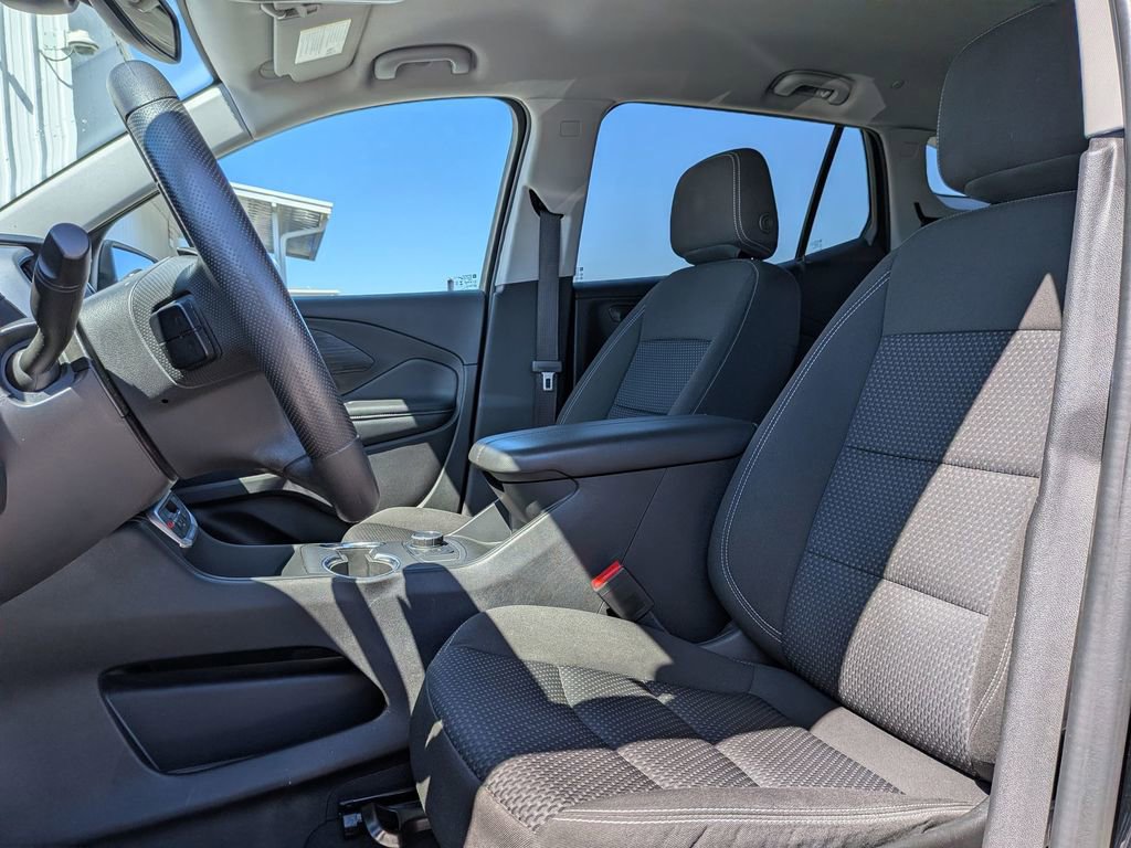 Used 2024 GMC Terrain SLE FWD image 14