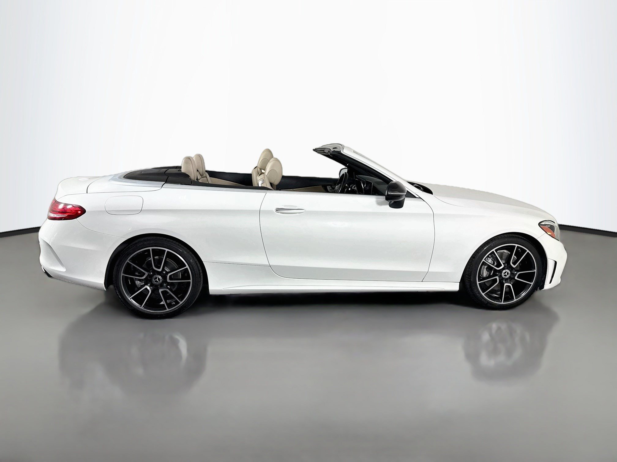 Used 2021 Mercedes-Benz C 300 Cabriolet w/ AMG Line image 39