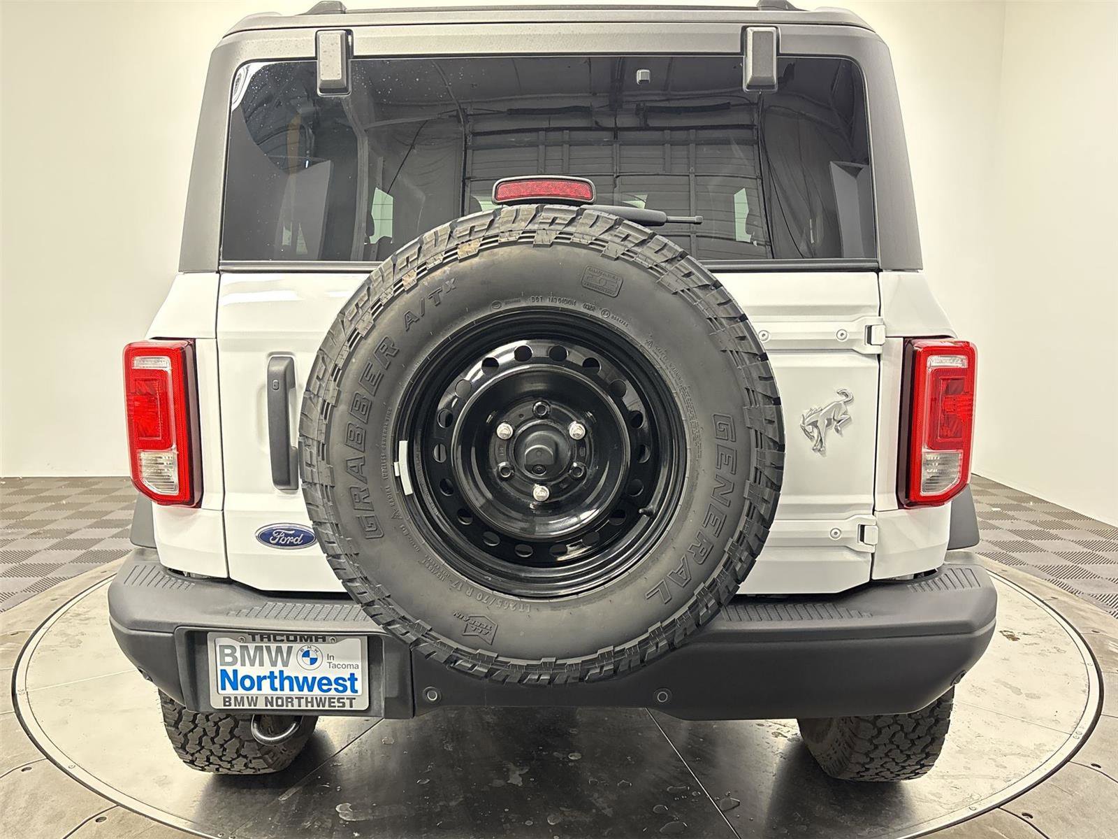 Used 2022 Ford Bronco Black Diamond image 15