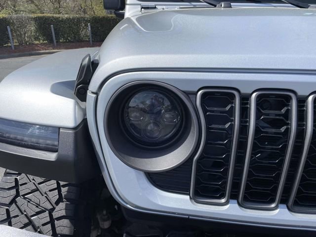 Used 2024 Jeep Wrangler Sport S image 37