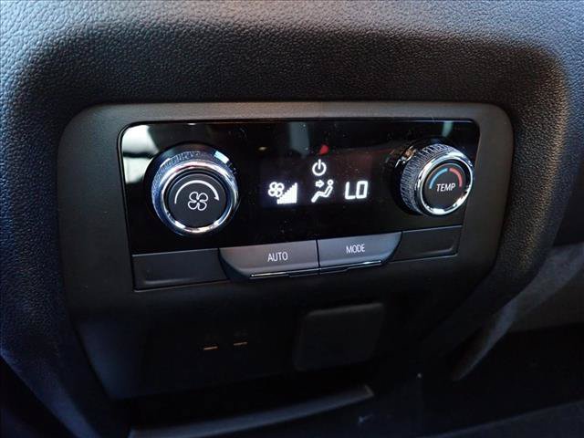 New 2026 Chevrolet Traverse Z71 w/ Enhanced Driving Package AWD/4WD image 12
