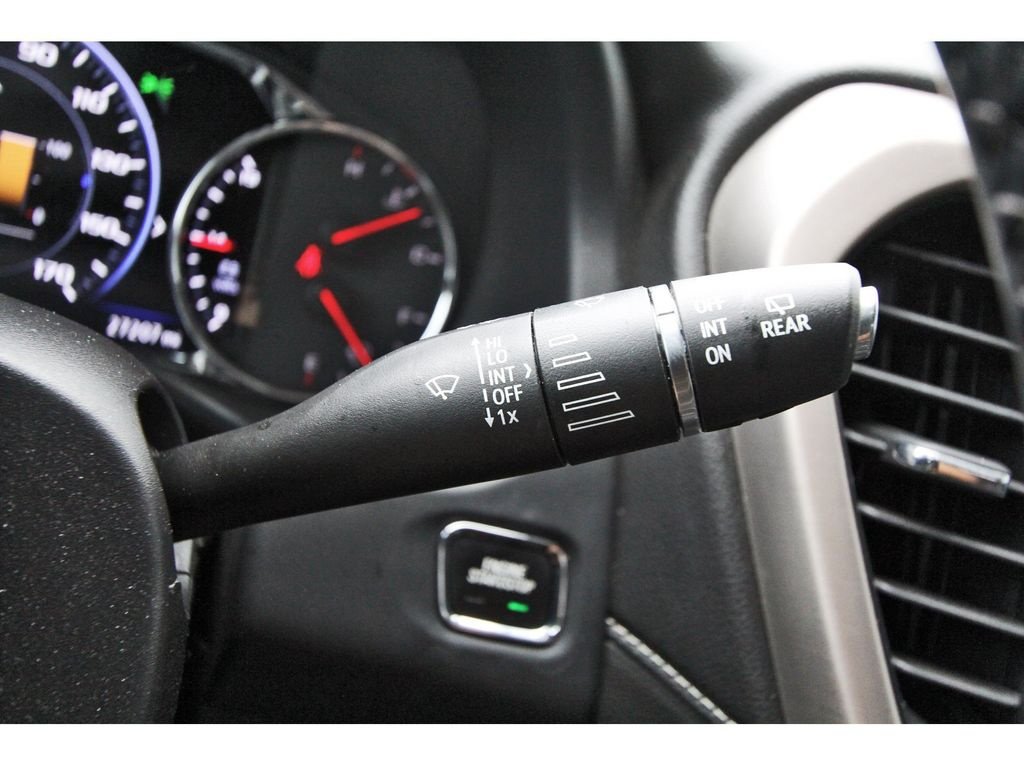 Used 2023 GMC Acadia Denali w/ Denali Ultimate Package FWD image 18
