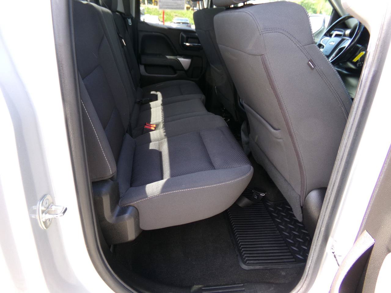 Used 2018 Chevrolet Silverado 1500 LT w/ All Star Edition AWD/4WD image 28