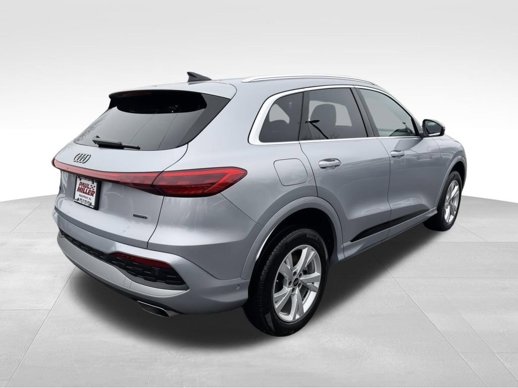 Used 2025 Audi Q5 Premium w/ Convenience Package AWD/4WD image 7