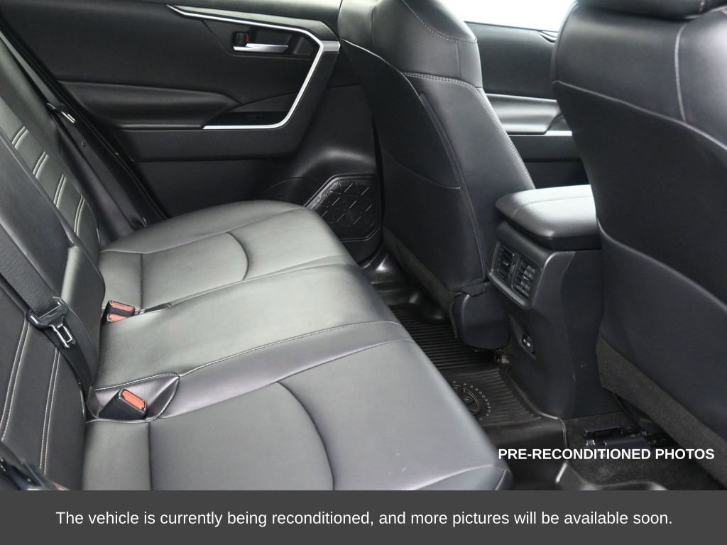Used 2023 Toyota RAV4 XLE Premium image 19