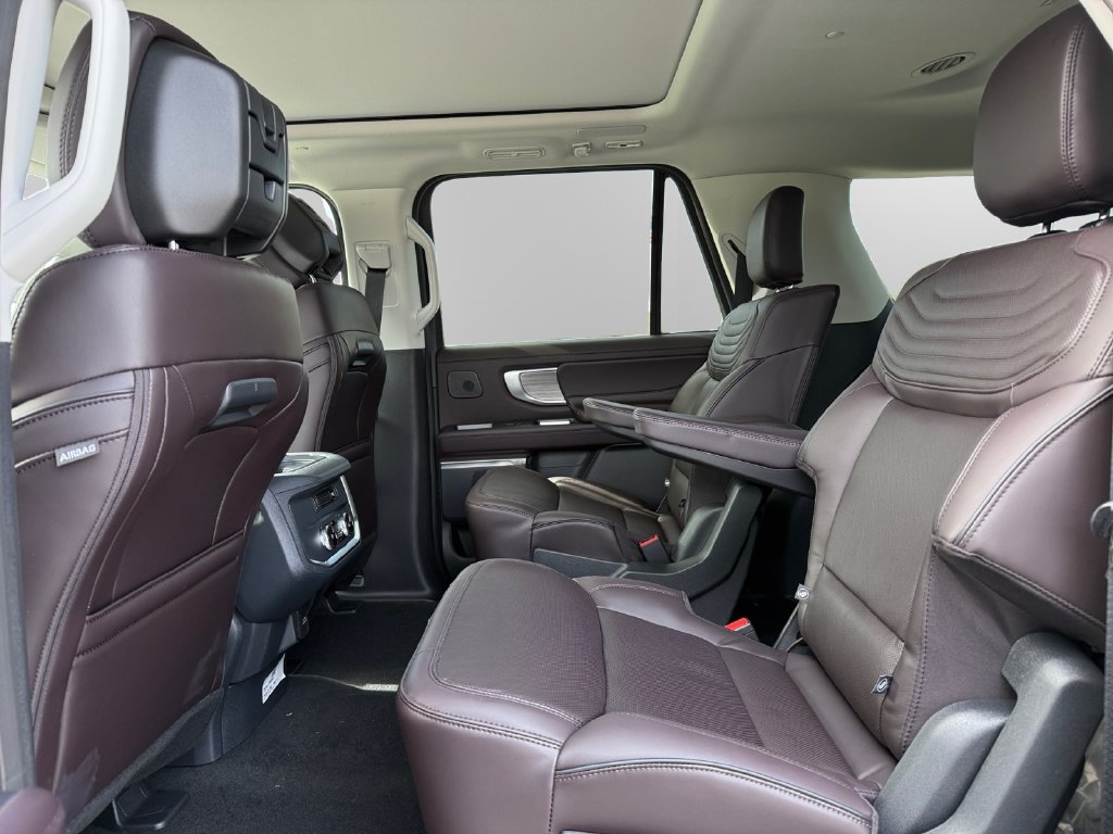 New 2027 Ford Expedition Max Platinum w/ Platinum Ultimate Package AWD/4WD image 15